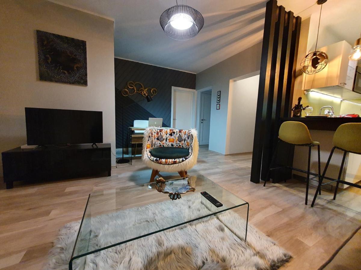 Matteo Apartment Jászvásár Kültér fotó